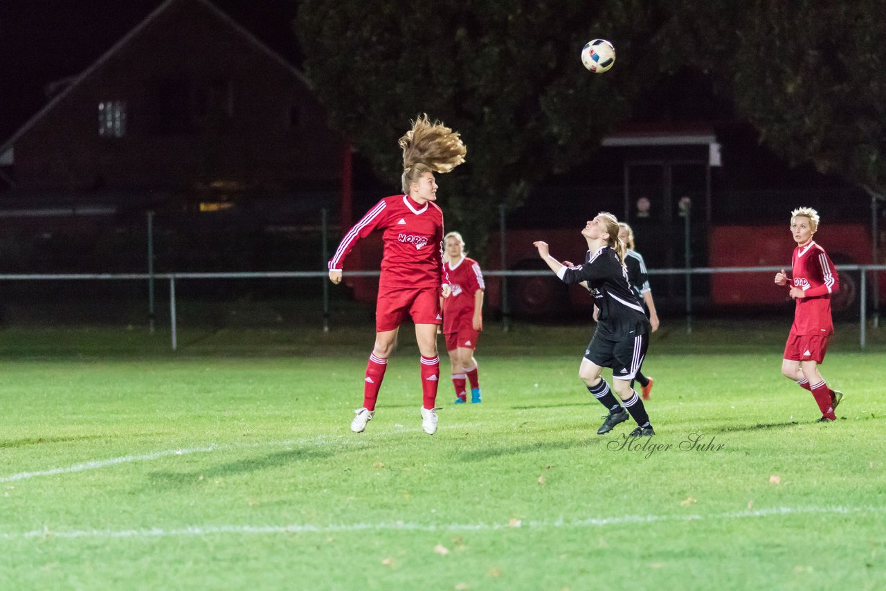 Bild 103 - Frauen SG Krempe/ETSV F. Glueckstadt - TSV Heiligenstedten : Ergebnis: 8:0